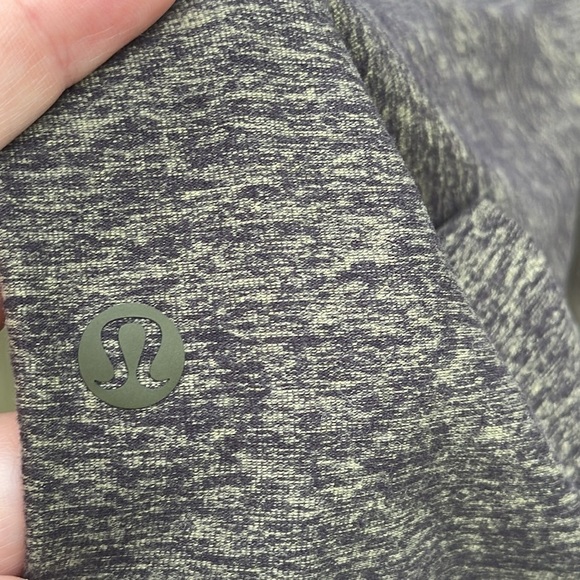 Lululemon Ready To Rulu Pant, size 4 - Picture 10 of 11